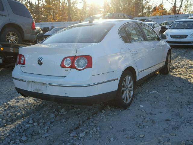 WVWAU73C37P082105 - 2007 VOLKSWAGEN PASSAT 3.6 WHITE photo 4