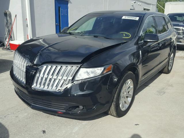 2LMHJ5NK2FBL01237 - 2015 LINCOLN MKT BLACK photo 2