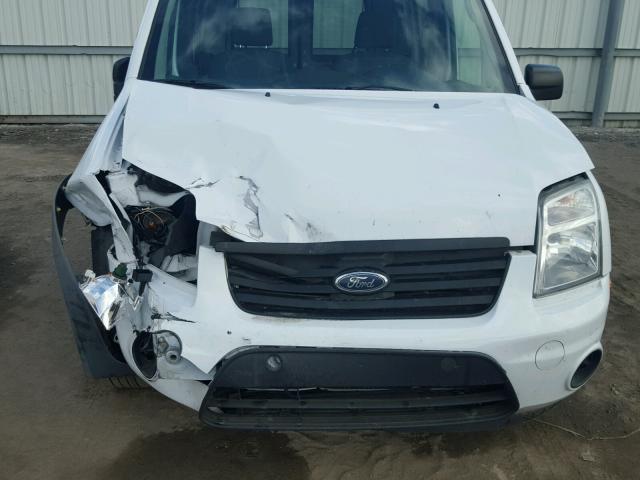 NM0LS6BN0DT149030 - 2013 FORD TRANSIT CO WHITE photo 9