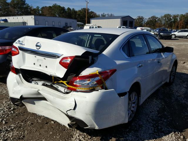 1N4AL3AP0HN366831 - 2017 NISSAN ALTIMA 2.5 WHITE photo 4