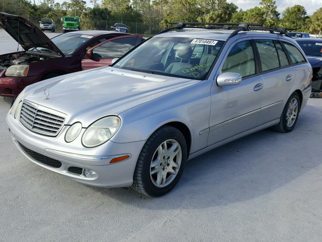 WDBUH65J94A511848 - 2004 MERCEDES-BENZ E 320 SILVER photo 2