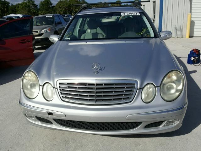 WDBUH65J94A511848 - 2004 MERCEDES-BENZ E 320 SILVER photo 9