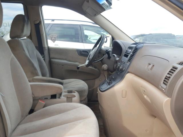 KNDMB233866031550 - 2006 KIA SEDONA EX GOLD photo 5