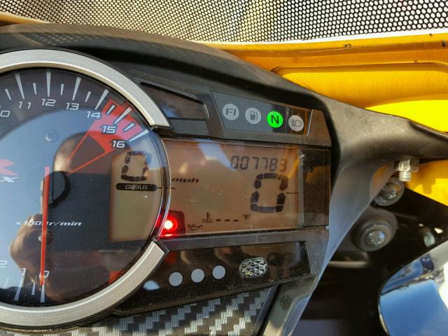 JS1GR7MA8C2101967 - 2012 SUZUKI GSX750 YELLOW photo 8