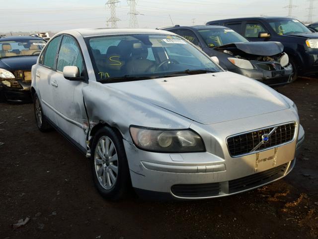 YV1MS382X42017458 - 2004 VOLVO S40 2.4I SILVER photo 1