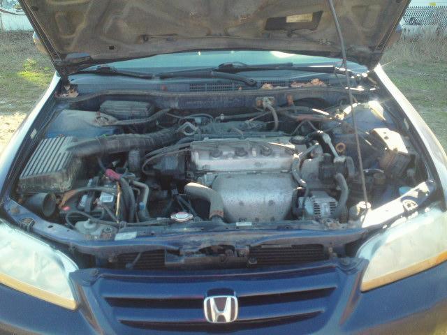 1HGCG66501A072313 - 2001 HONDA ACCORD LX BLUE photo 7