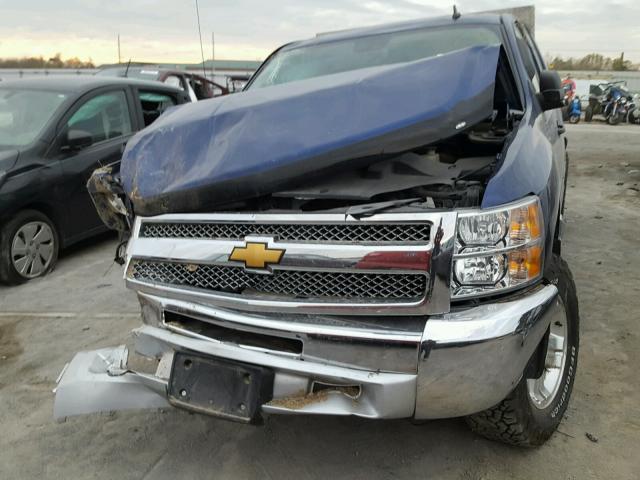 1GCRKSE77DZ393077 - 2013 CHEVROLET SILVERADO BLUE photo 9