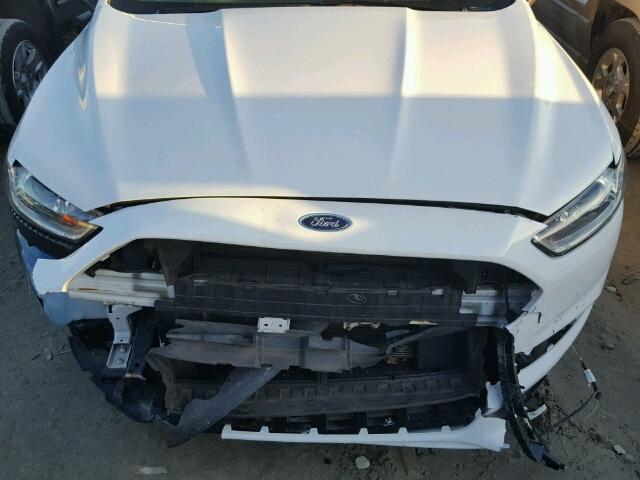 1FA6P0G79F5115349 - 2015 FORD FUSION S WHITE photo 7