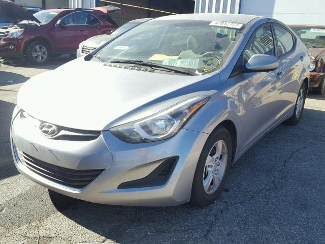 5NPDH4AE3FH645393 - 2015 HYUNDAI ELANTRA SE GRAY photo 2