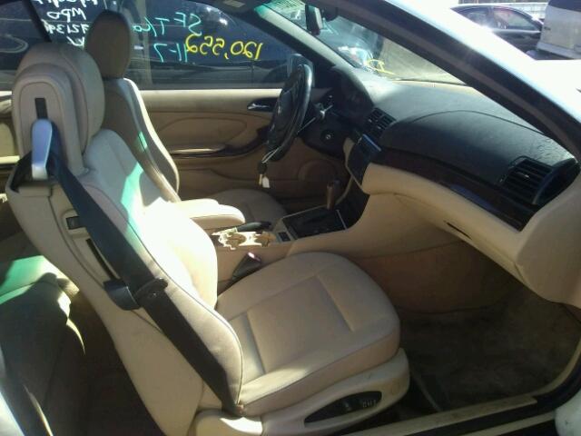 WBABS33413PG92378 - 2003 BMW 325 CI WHITE photo 5