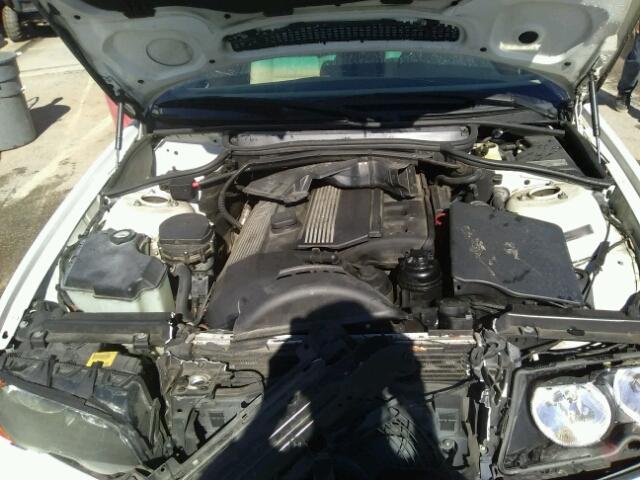 WBABS33413PG92378 - 2003 BMW 325 CI WHITE photo 7