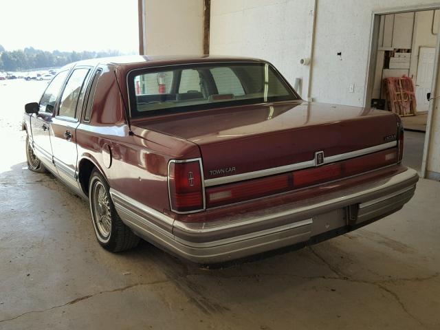 1LNLM82F0LY605817 - 1990 LINCOLN TOWN CAR S MAROON photo 3