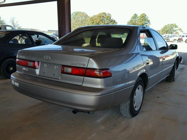 4T1BG22K3XU568269 - 1999 TOYOTA CAMRY CE BEIGE photo 4