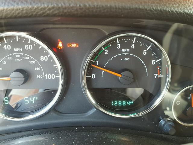 1C4GJWAG2FL747696 - 2015 JEEP WRANGLER S Արծաթագույն լուսանկար 8