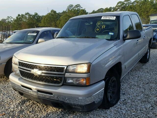 2GCEC13T961177796 - 2006 CHEVROLET SILVERADO SILVER photo 2