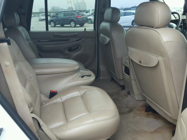 5LMEU27A9YLJ36201 - 2000 LINCOLN NAVIGATOR WHITE photo 6