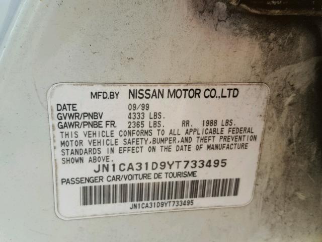 JN1CA31D9YT733495 - 2000 NISSAN MAXIMA GLE WHITE photo 10