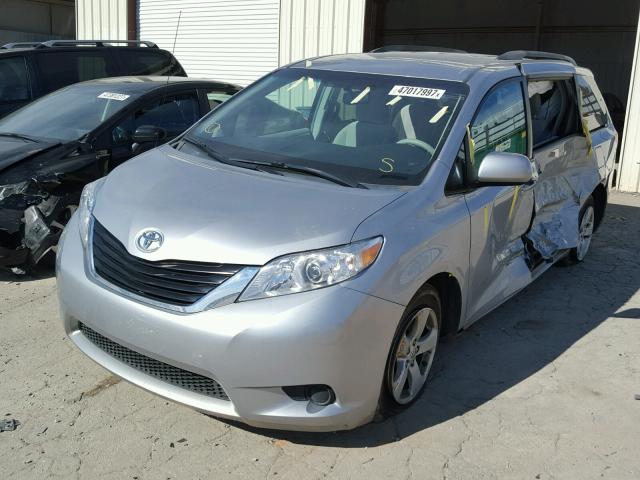 5TDKK3DCXES421849 - 2014 TOYOTA SIENNA LE SILVER photo 2