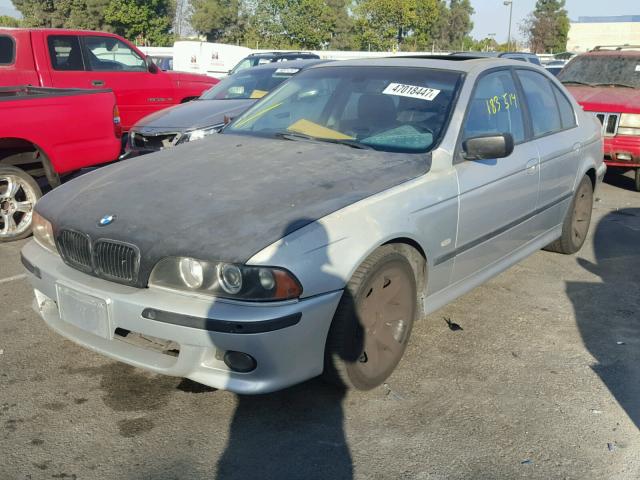 WBADT634X2CH88328 - 2002 BMW 530 I AUTO SILVER photo 2