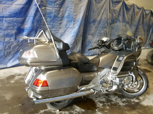 1HFSC47F26A507931 - 2006 HONDA GL1800 GRAY photo 4