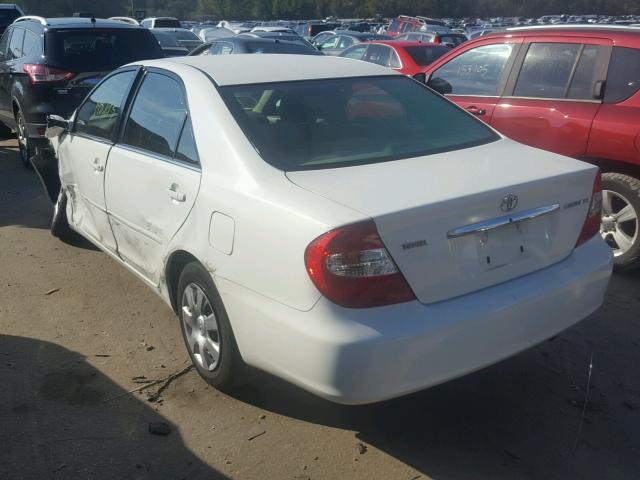 4T1BE32K32U071937 - 2002 TOYOTA CAMRY LE 白色 照片 3