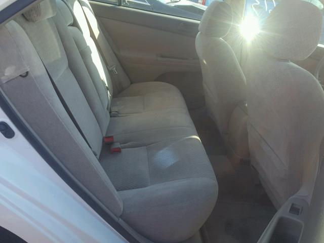 4T1BE32K32U071937 - 2002 TOYOTA CAMRY LE 白色 照片 6