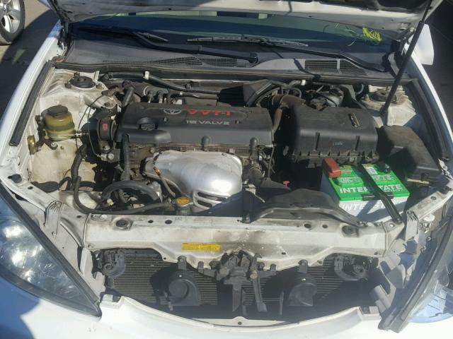 4T1BE32K32U071937 - 2002 TOYOTA CAMRY LE 白色 照片 7