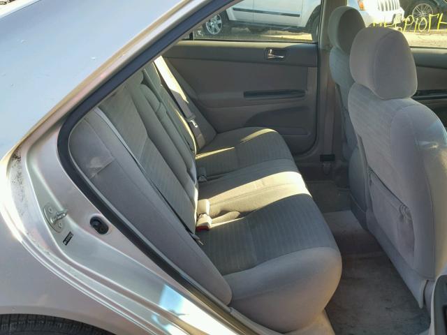 4T1BE32K25U035533 - 2005 TOYOTA CAMRY LE 银色 照片 6