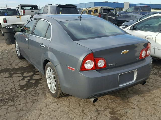 1G1ZK577594217138 - 2009 CHEVROLET MALIBU LTZ GRAY photo 3