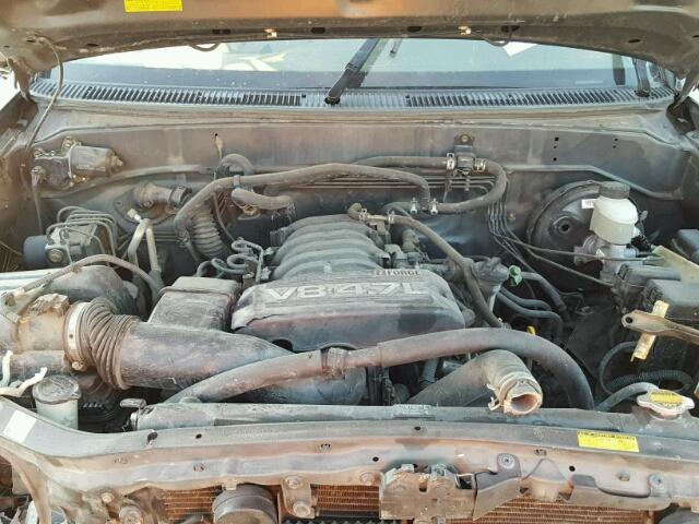 5TDZT34A05S258350 - 2005 TOYOTA SEQUOIA SR GRAY photo 7