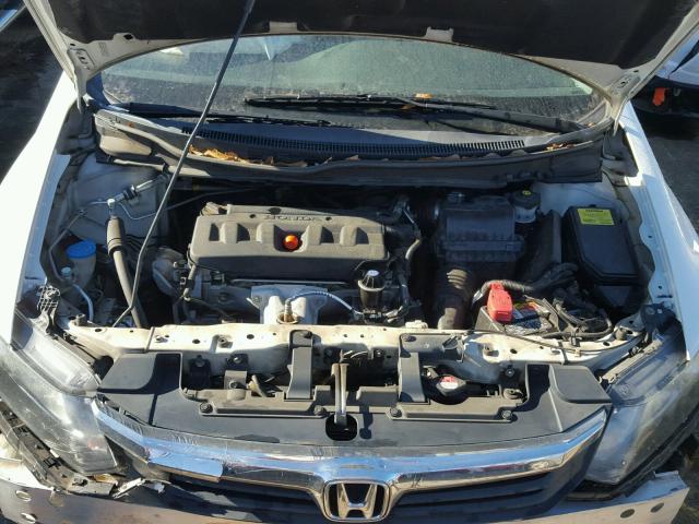 2HGFB2F51CH539456 - 2012 HONDA CIVIC LX WHITE photo 7