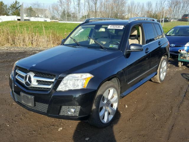 WDCGG8HBXAF476196 - 2010 MERCEDES-BENZ GLK 350 4M BLACK photo 2