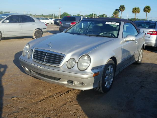 WDBLK65G61T065479 - 2001 MERCEDES-BENZ CLK 320 SILVER photo 2