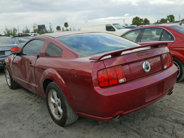 1ZVFT82H375264763 - 2007 FORD MUSTANG GT RED photo 3