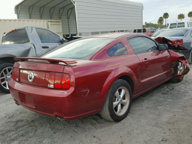 1ZVFT82H375264763 - 2007 FORD MUSTANG GT RED photo 4