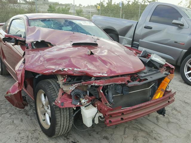 1ZVFT82H375264763 - 2007 FORD MUSTANG GT RED photo 9