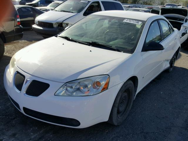 1G2ZF58B674277008 - 2007 PONTIAC G6 VALUE L WHITE photo 2