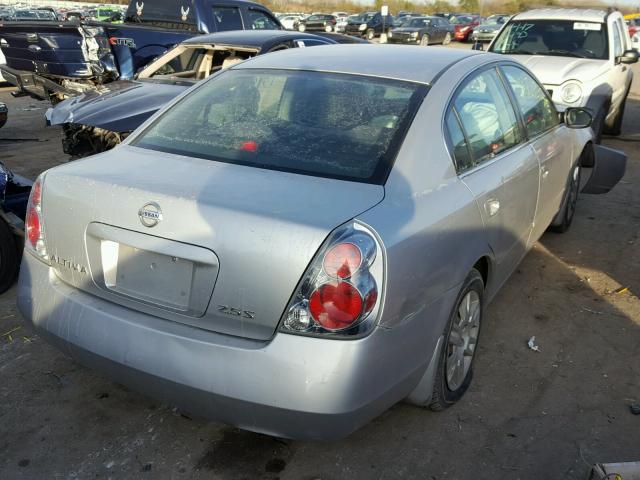 1N4AL11D85C229749 - 2005 NISSAN ALTIMA S SILVER photo 4