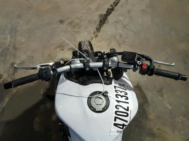 JYARN53E9HA002294 - 2017 YAMAHA FZ09 WHITE photo 8