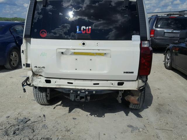 1J4RG4GT9AC148345 - 2010 JEEP COMMANDER WHITE photo 9