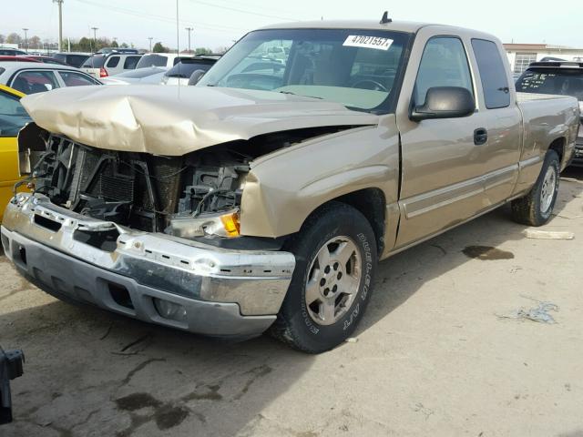 1GCEC19T76Z155617 - 2006 CHEVROLET SILVERADO BROWN photo 2