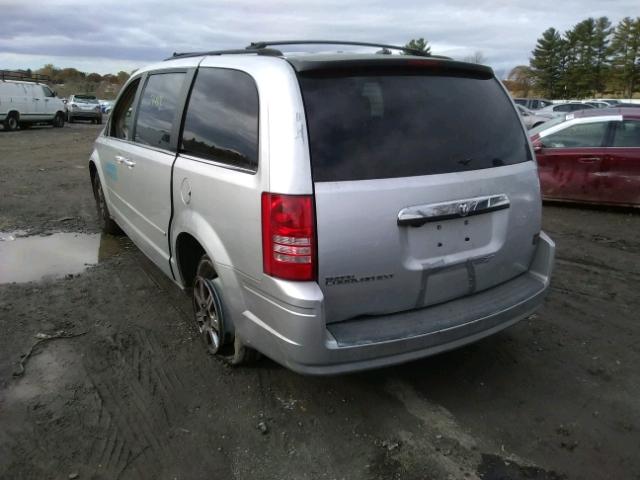 2A8HR54P38R143760 - 2008 CHRYSLER TOWN & COU SILVER photo 3