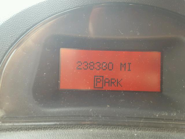 2G2WP552061282526 - 2006 PONTIAC GRAND PRIX SILVER photo 8