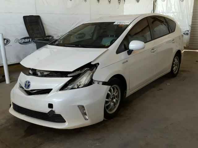 JTDZN3EU6D3190543 - 2013 TOYOTA PRIUS V WHITE photo 2