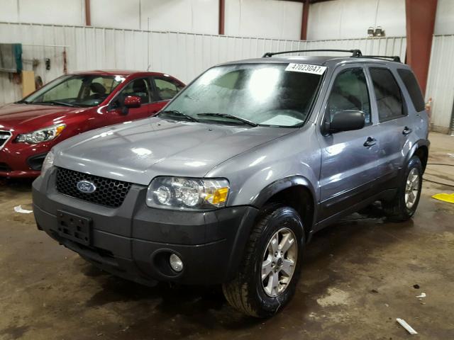 1FMYU93127KA57729 - 2007 FORD ESCAPE XLT GRAY photo 2