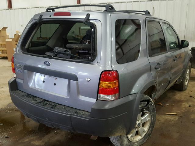 1FMYU93127KA57729 - 2007 FORD ESCAPE XLT GRAY photo 4