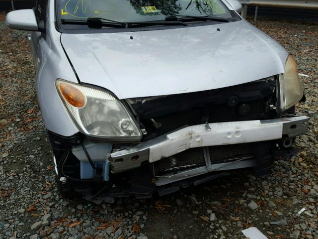 JTKKT604760141039 - 2006 TOYOTA SCION XA SILVER photo 9