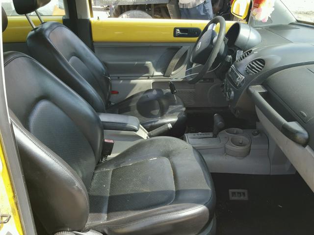 3VWCK21C63M443697 - 2003 VOLKSWAGEN NEW BEETLE Sarı foto 5