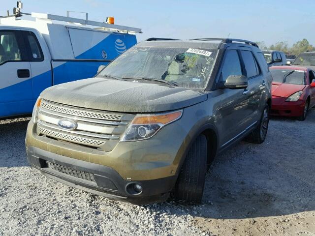 1FMHK7F98CGA01075 - 2012 FORD EXPLORER L GREEN photo 2