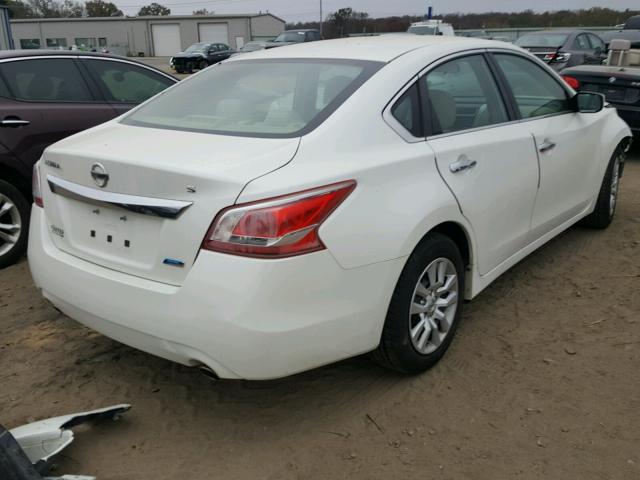 1N4AL3AP0DC230821 - 2013 NISSAN ALTIMA 2.5 WHITE photo 4